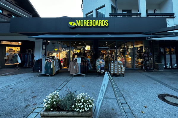 mys-Snowboard rental at Moreboards store Mayrhofen-import_9d95537d-95a5-45a6-bc36-64fc060ca66f.jpg
