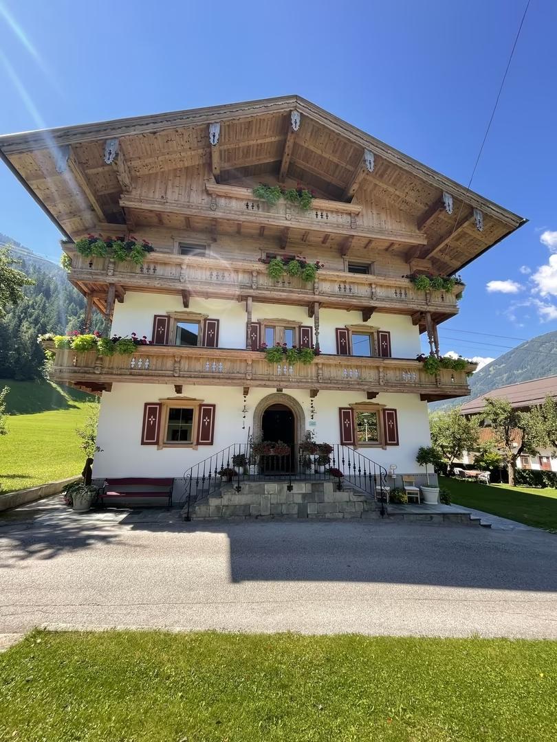 feratel-Landhaus Kumbichl - Fam. Kröll - aussen-sommer_image00028_1479e50e2b