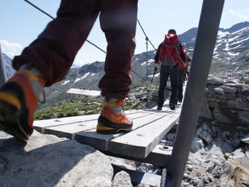 mhf-sommer-wandern-menschen-peter-habeler-wandern-foto-anne-gabl ©Anne Gabel
