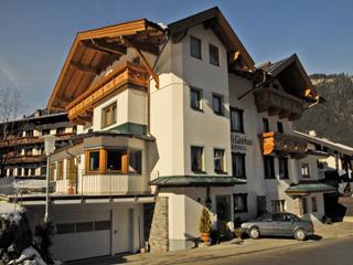 feratel-Gästehaus Moosegg Mayrhofen im Sommer