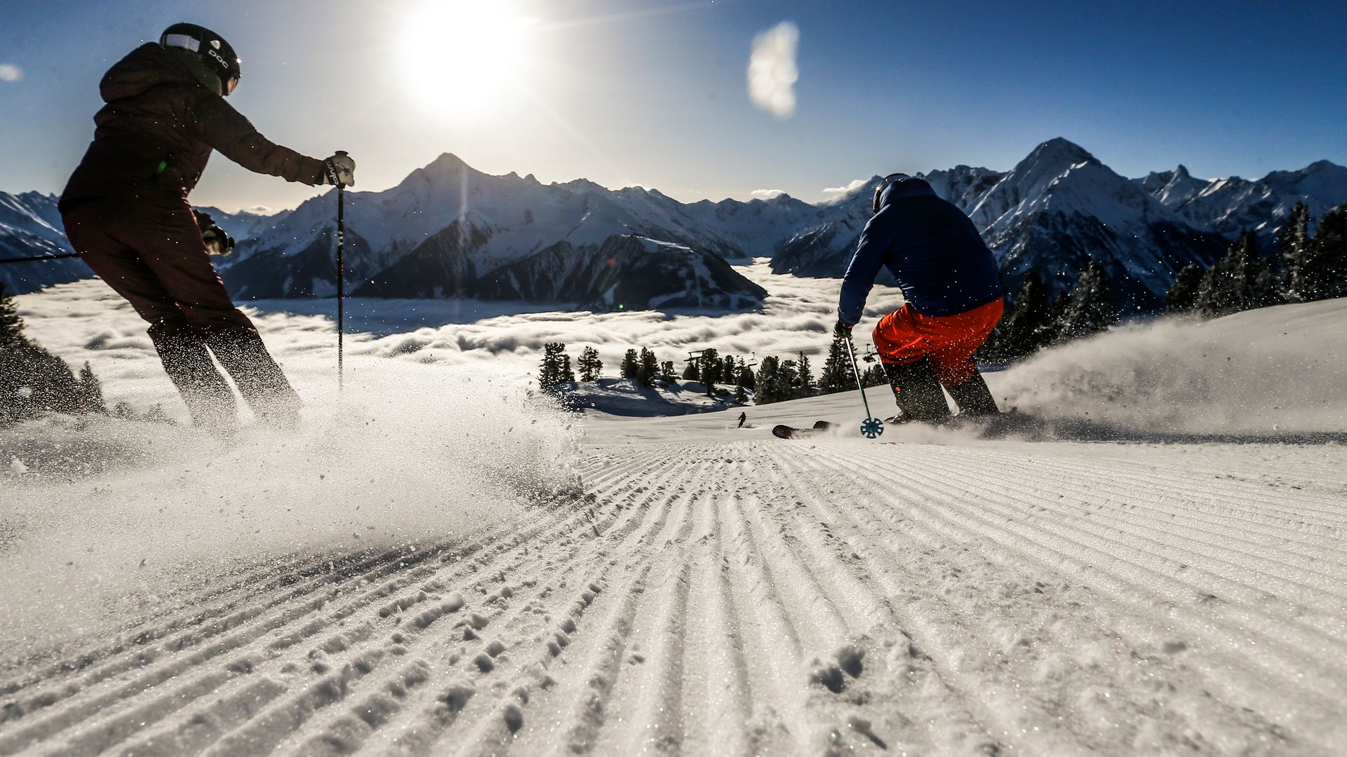 Skiing in Zillertal valley, ski aera, skilifts, ski tickets 