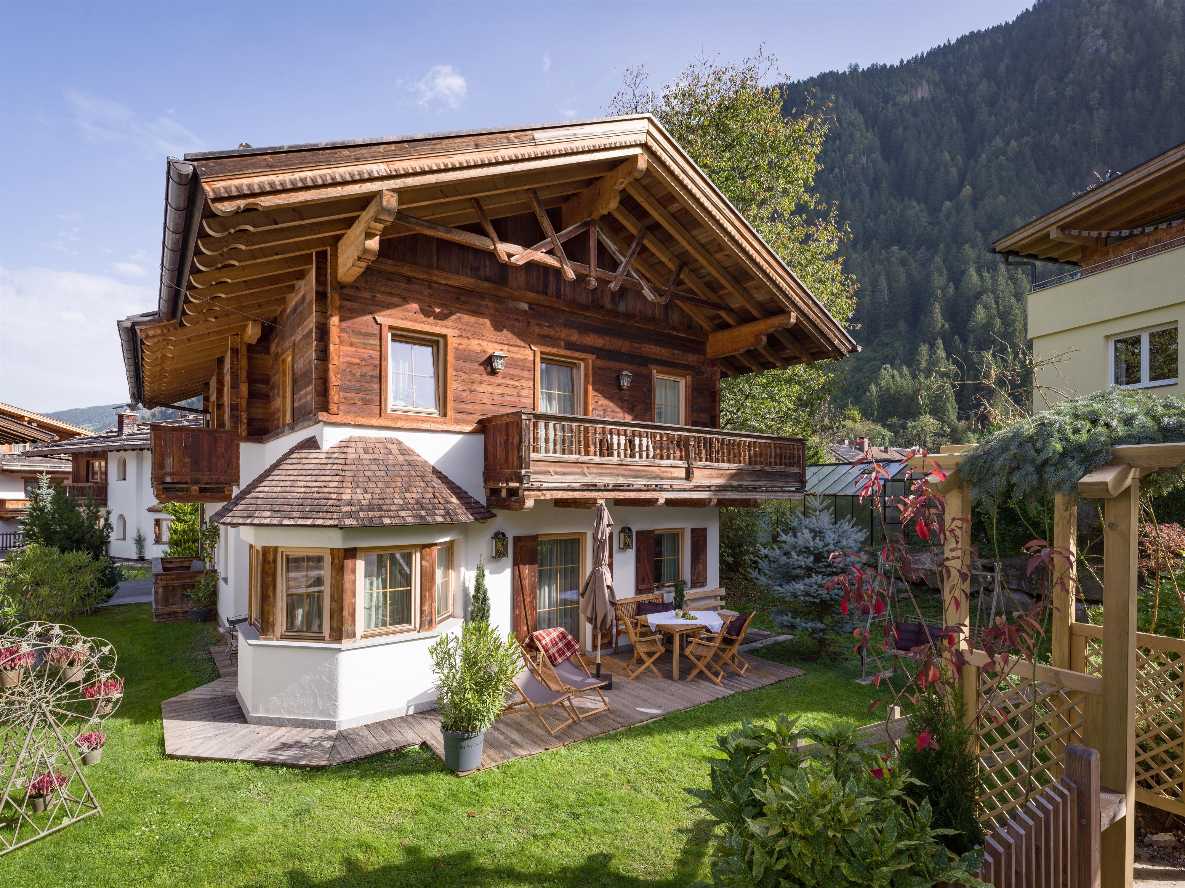 feratel-s'Dörfl - S´Doerfl_Chalet_Durst_250_Mayrhofen_Aussenanlage_9