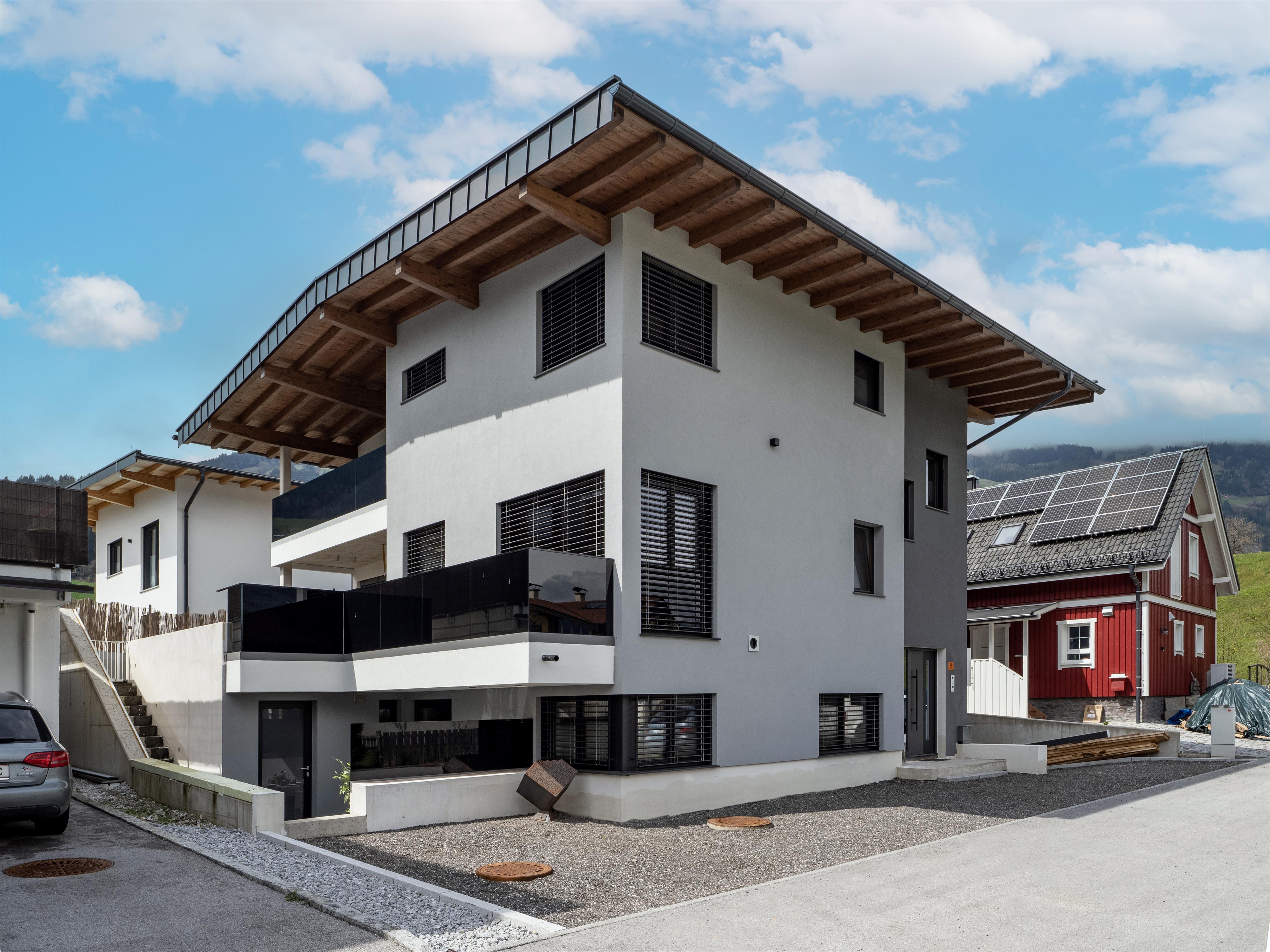 feratel-Appartement Krismer - Appartement_Krismer_Hilebrandweg_28_Fuegen_Haus_au