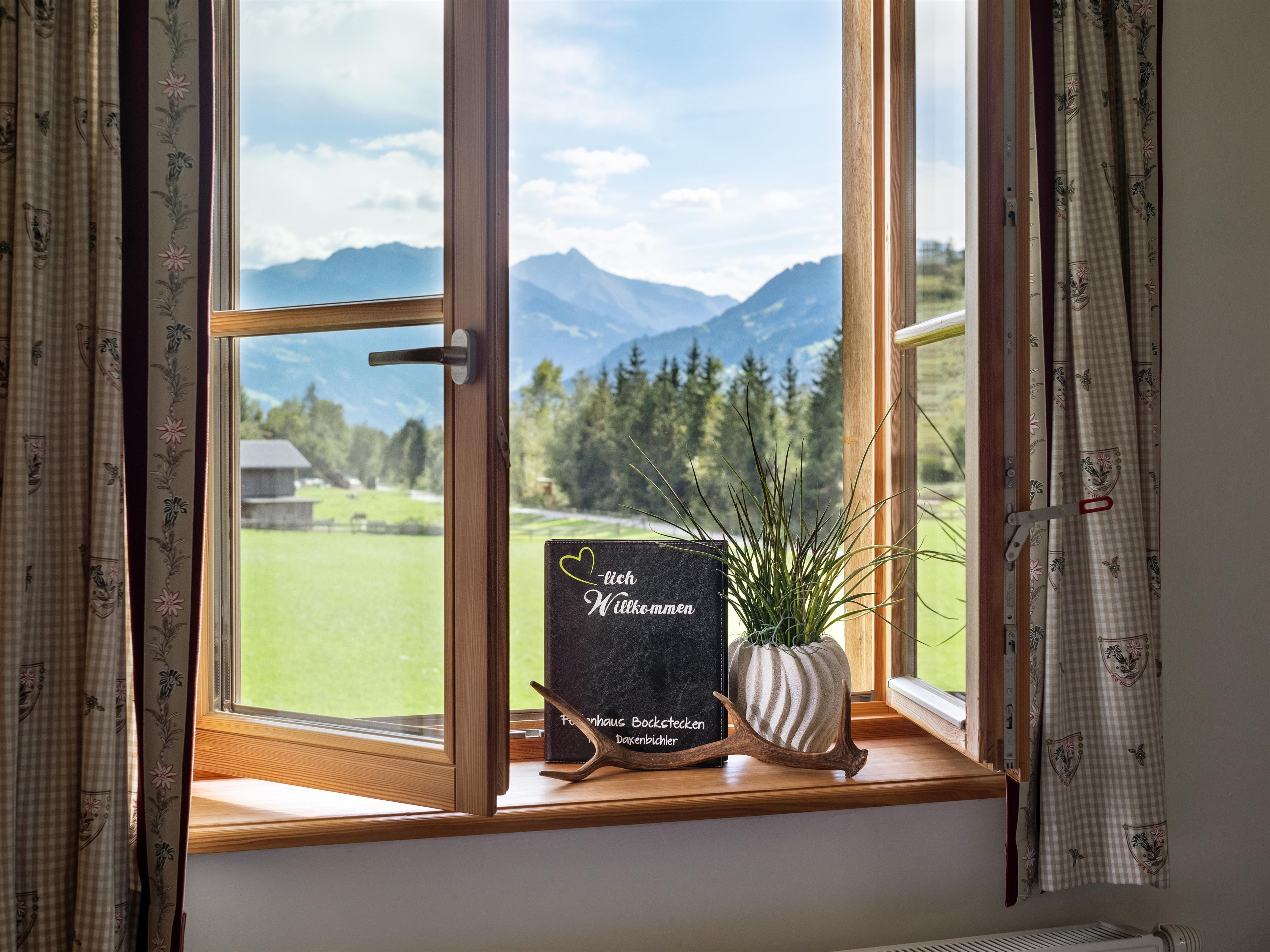 feratel-Ferienhaus Bockstecken - Bockstecken_Stumm_im_Zillertal_09_2023_Fenster