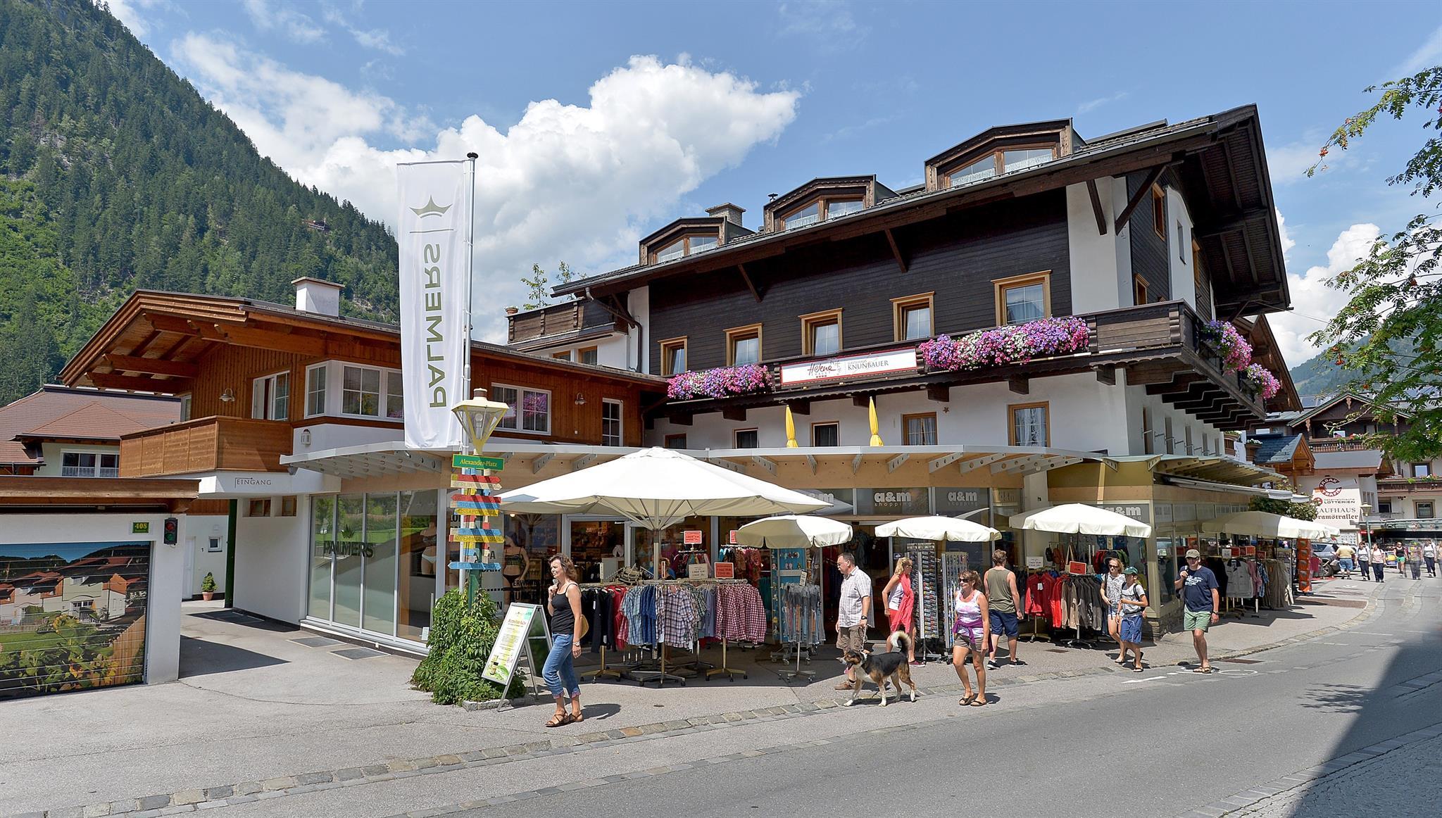 feratel-Apart Knunbauer - Gaestehaus-Knunbauer-Mayrhofen-Hauptstrasse-408-Al