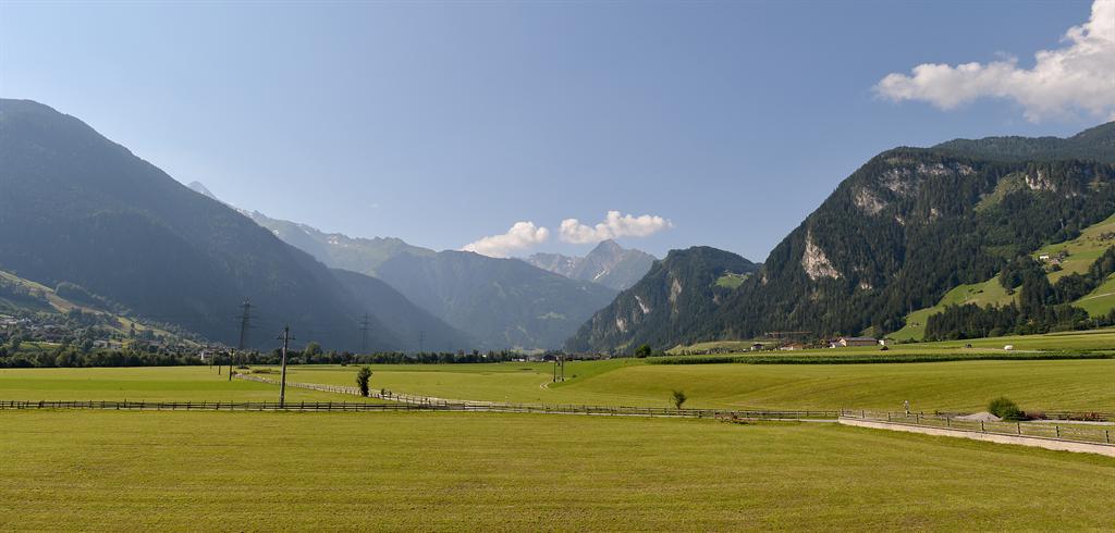 feratel-Ferienwohnungen Johanna - Ausblick im Sommer