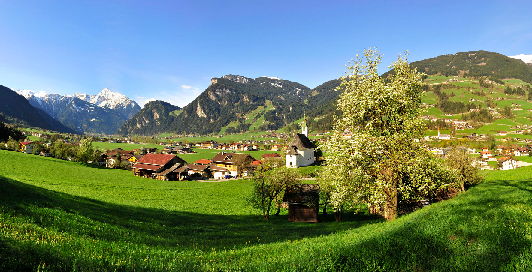 Blick auf den Ort Ramsau im Zillertal