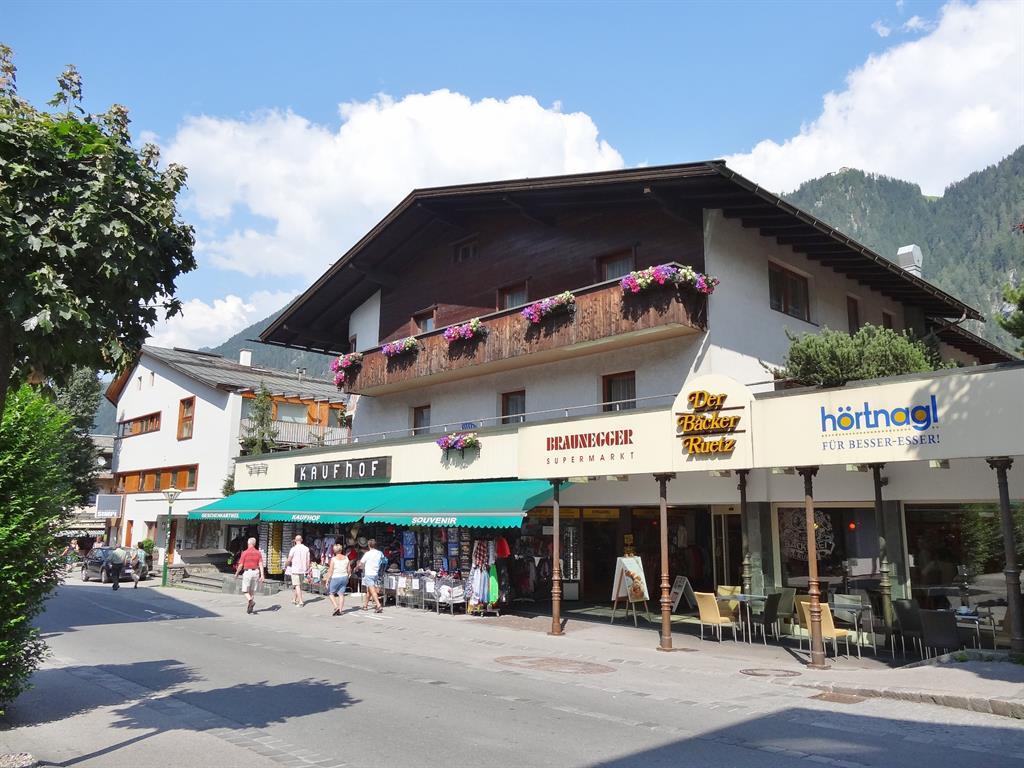 feratel-Apartment Bergland - Bergland Mayrhofen - Hausansicht Sommer1