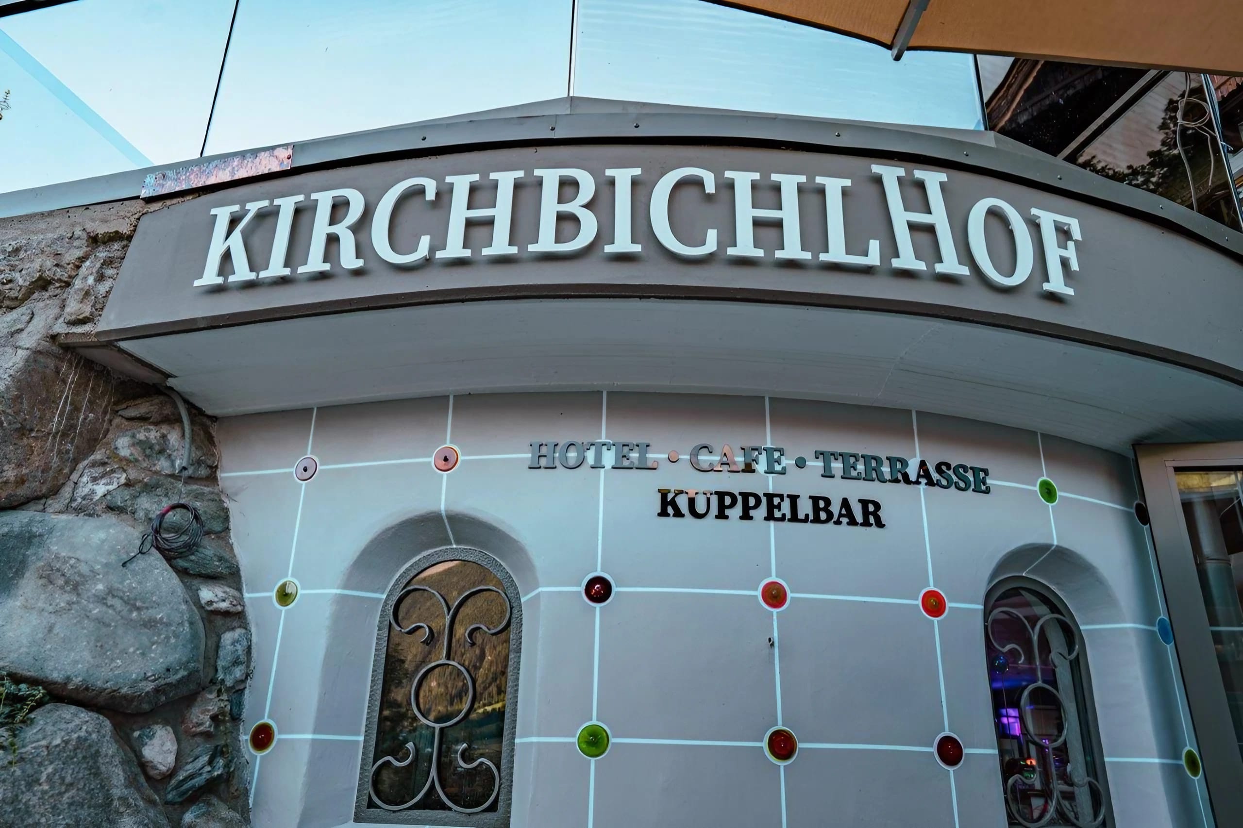 mys-Die "Jungen Mayrhofner" LIVE-Kirchbichlhof Kuppelbar
