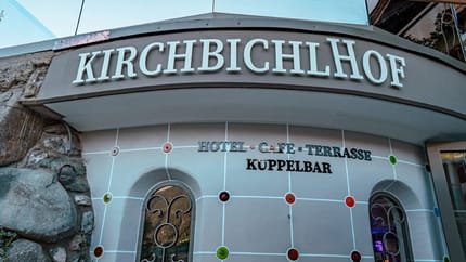 mys-Die "Jungen Mayrhofner" LIVE-Kirchbichlhof Kuppelbar