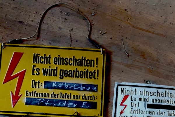 mys-Damned - Escape Room at Visorium Mayrhofen-import_4b691189-5cb6-44f8-8ca2-ccf104f11bba.png