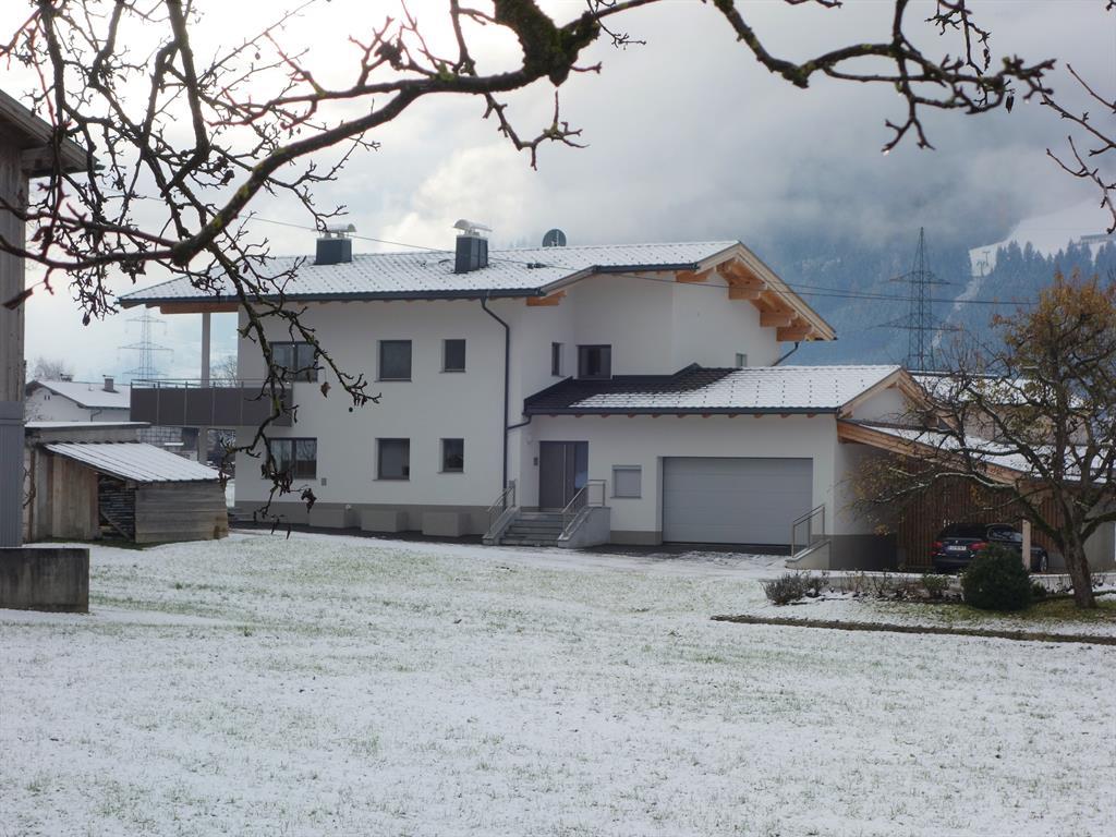 feratel-Apart Haun - haus_seite_schnee_1