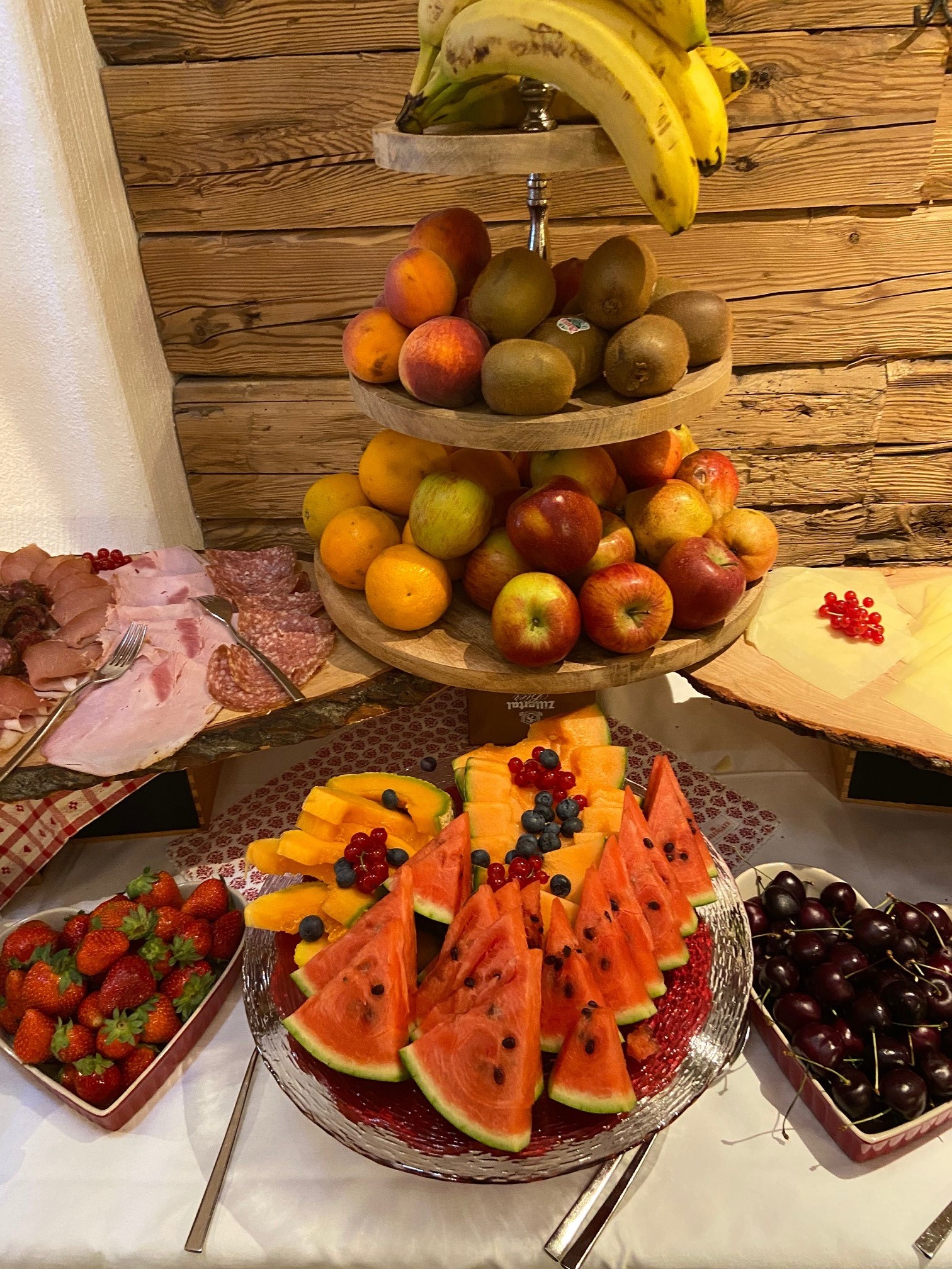 mys-Mountain Breakfast - Ahornhütte-Frühstücksbuffet8.jpg