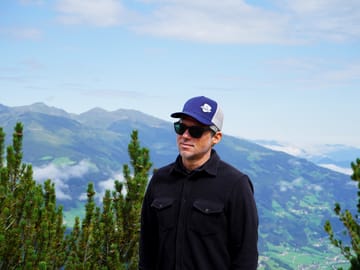 MBB Cap blau_1.jpg Shield cap Mayrhofner Bergbahnen