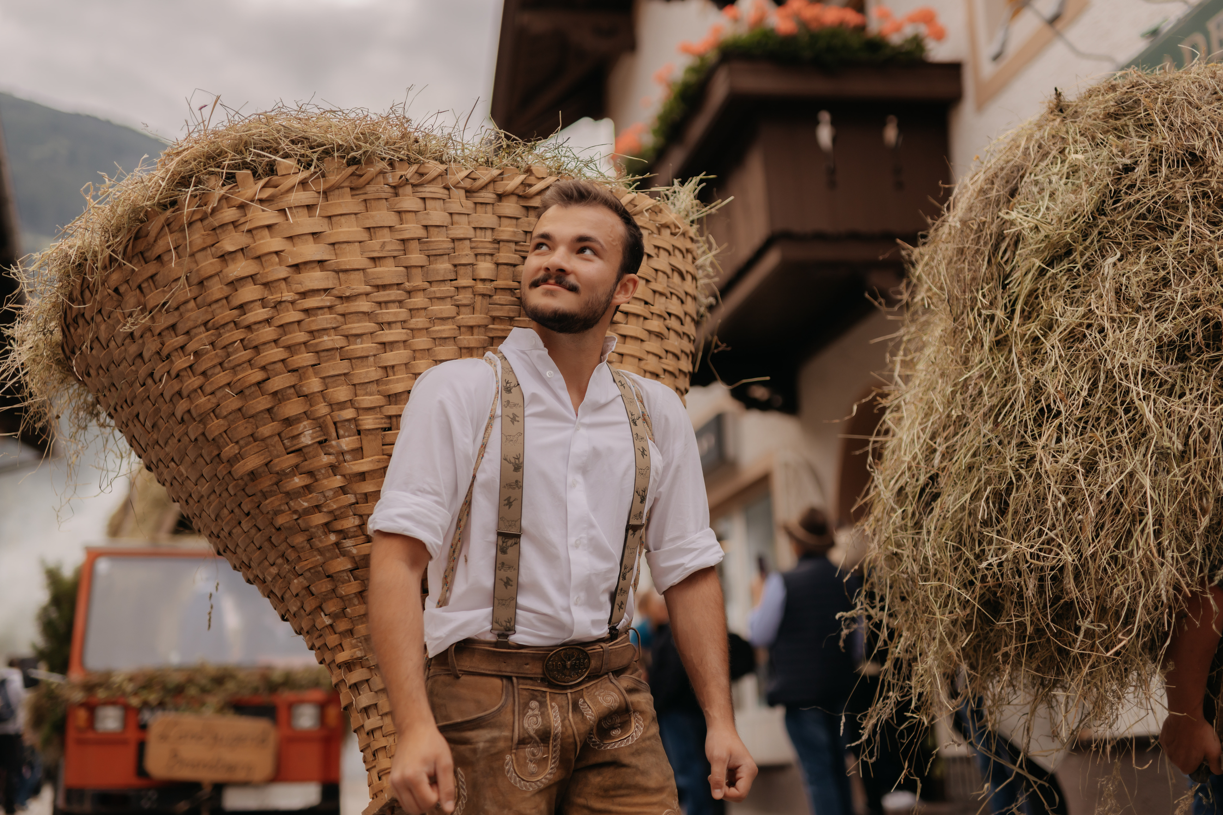 mhf-brauchtumsumzug-bauern-musikherbst-mayrhofen-foto-phillip-geisler.jpg