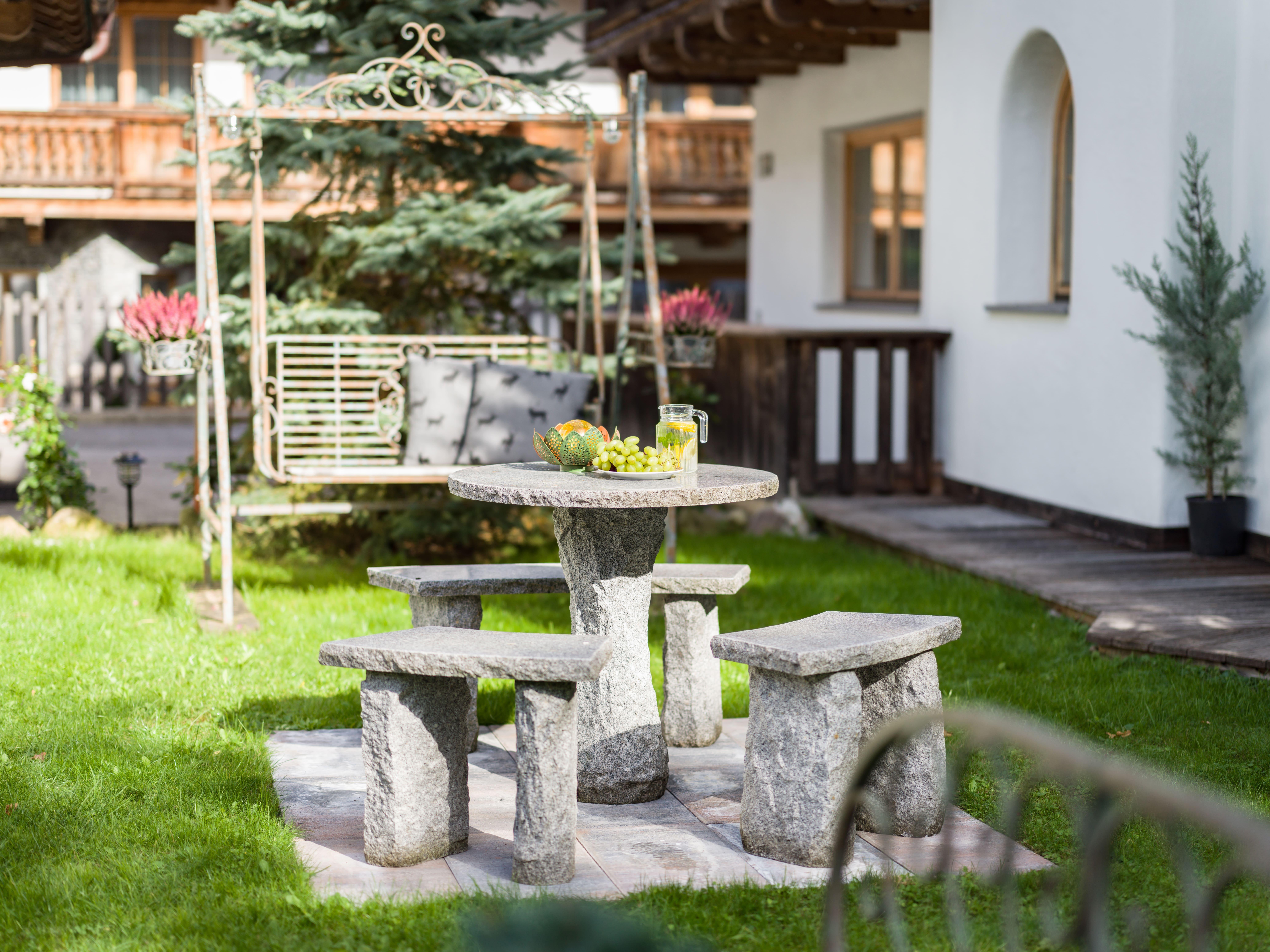 feratel-s'Dörfl - S´Doerfl_Chalet_Durst_250_Mayrhofen_Aussenanlage_5