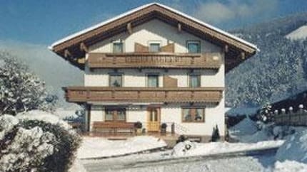 feratel-Apart Bergfriede - Hausansicht_Winter