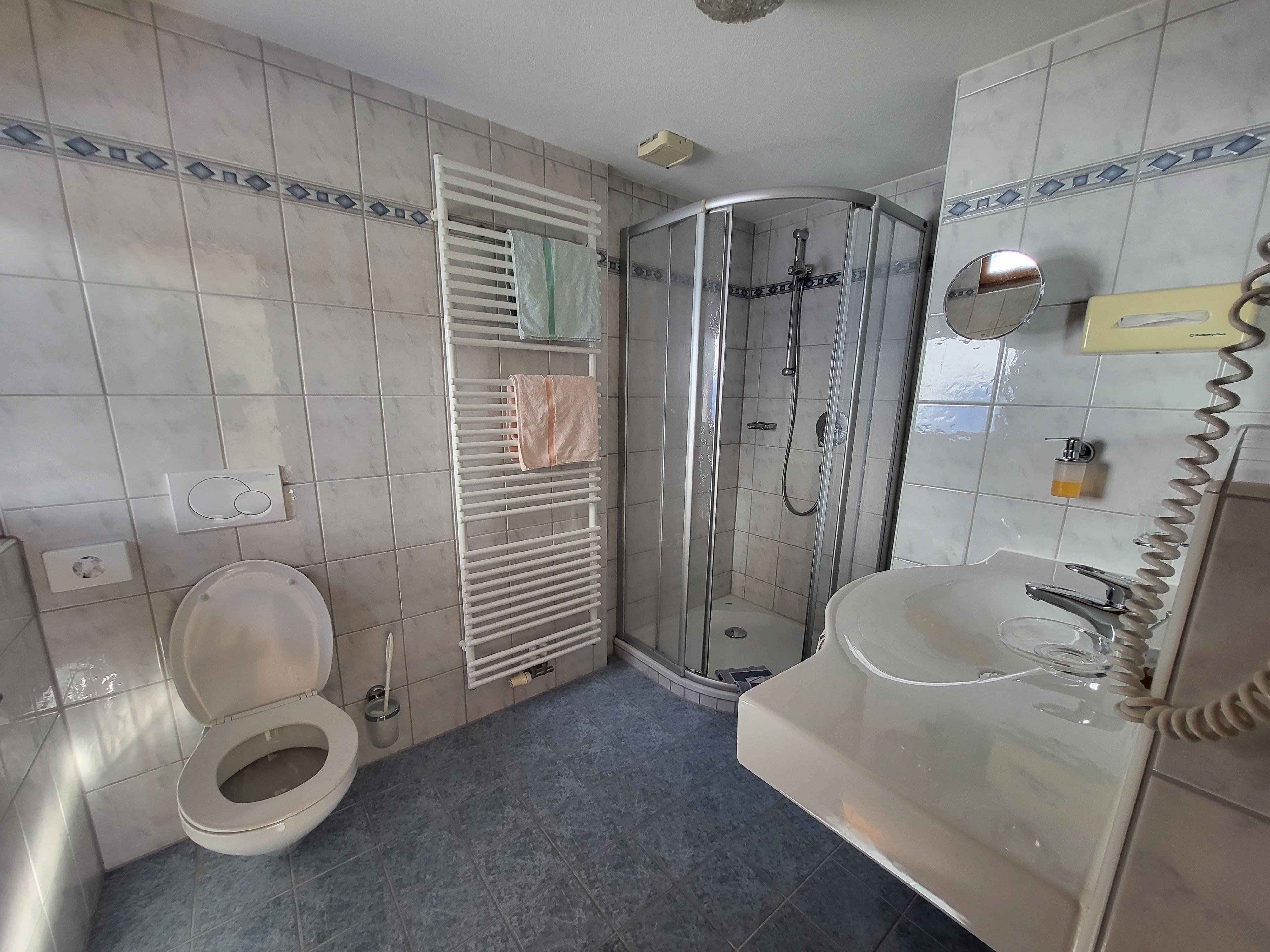 feratel-Bergkristall, Frühstückspension - 20221123_140735