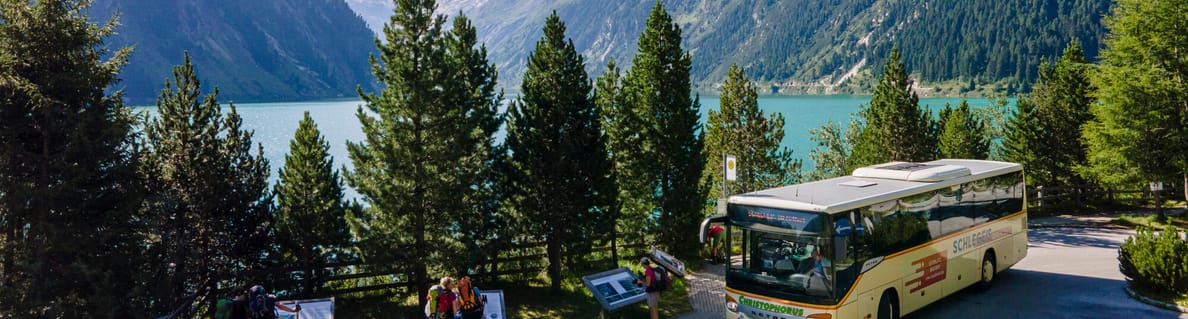 mhf-busverbindungen-mayrhofen-hippach-foto-thomas-eberharter-photography mhf-busverbindungen-mayrhofen-hippach-foto-thomas-eberharter-photography