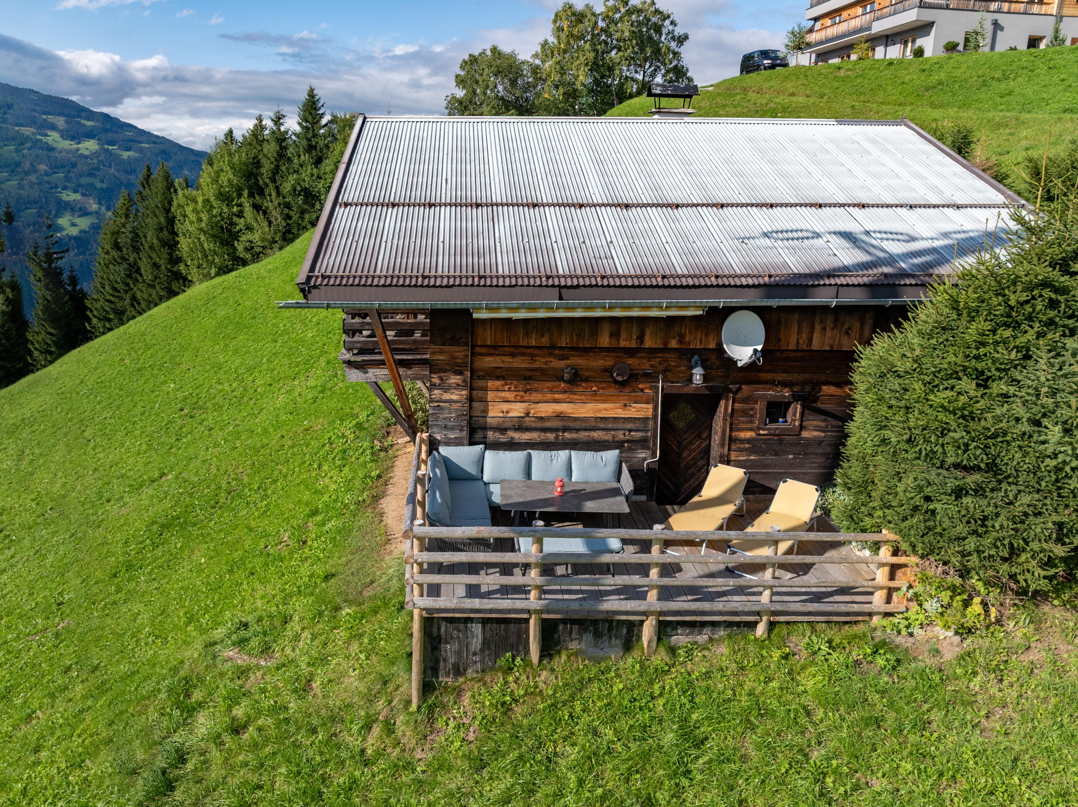 feratel-Almhütte Sonnalm - DJI_20250911163319_0127_D-HDRedit_Schlittenstadl_S
