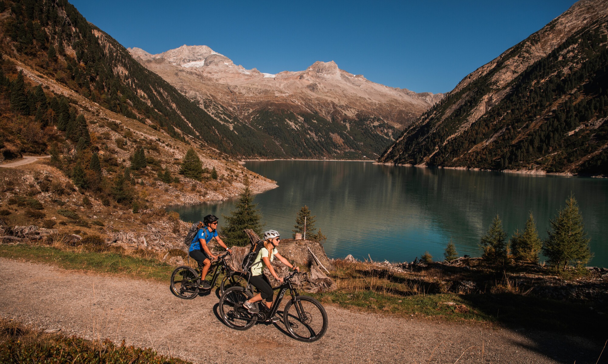 Bike tour at the Schlegeis Reservoir