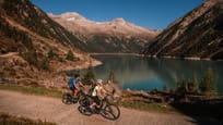 Bike tour at the Schlegeis Reservoir
