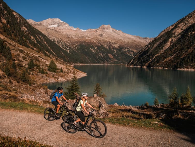 Bike tour at the Schlegeis Reservoir