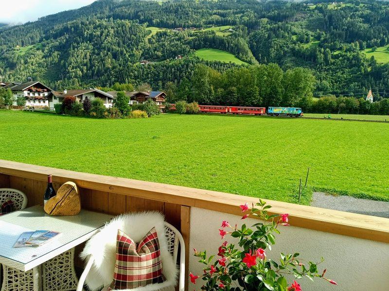 feratel-Landhaus Sporer - Zillertal-Aschau-Landhaus Sporer-Aussicht_Sommer