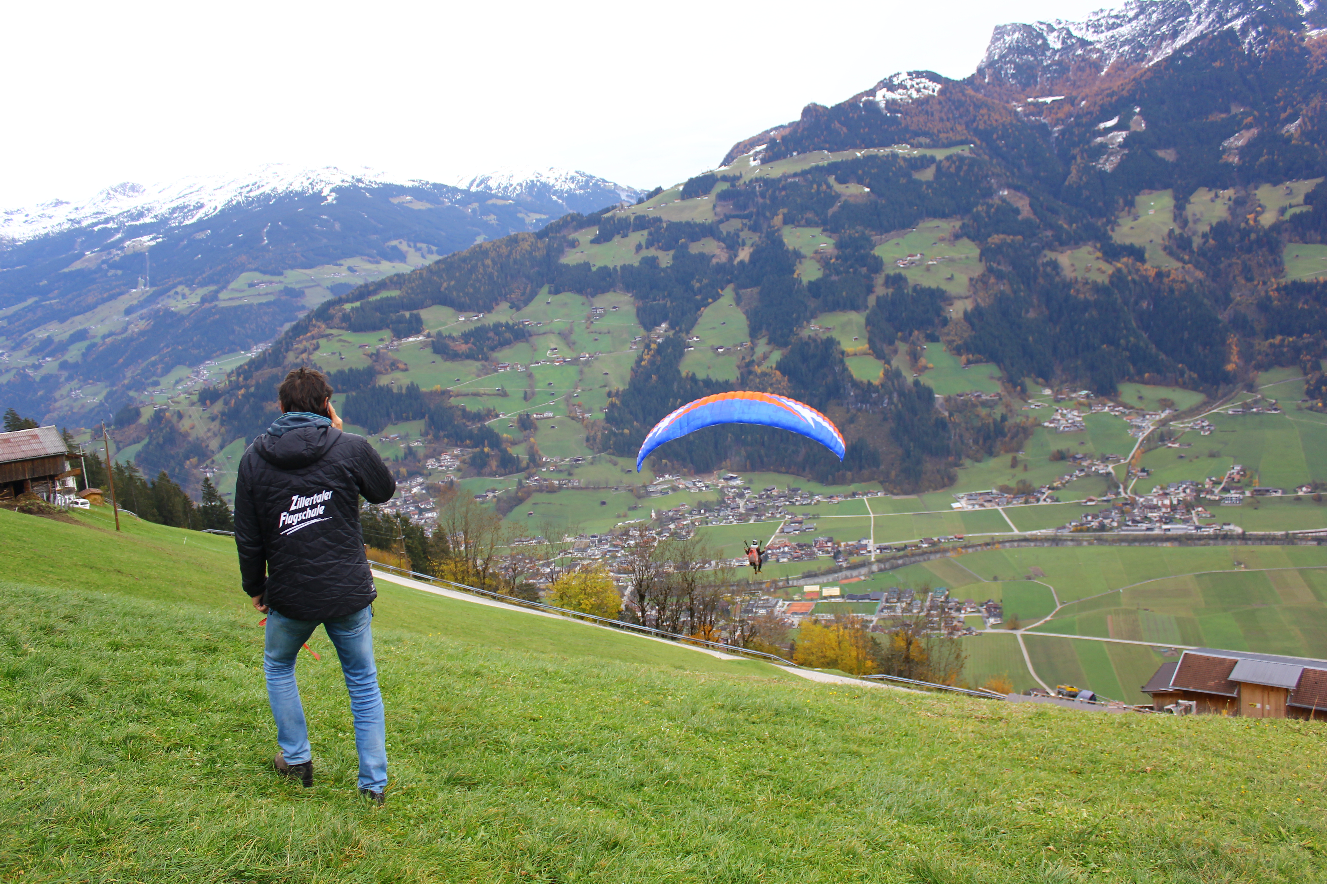 mys-Zillertaler Flugschule - Paragliding compact course-Kompaktkurs