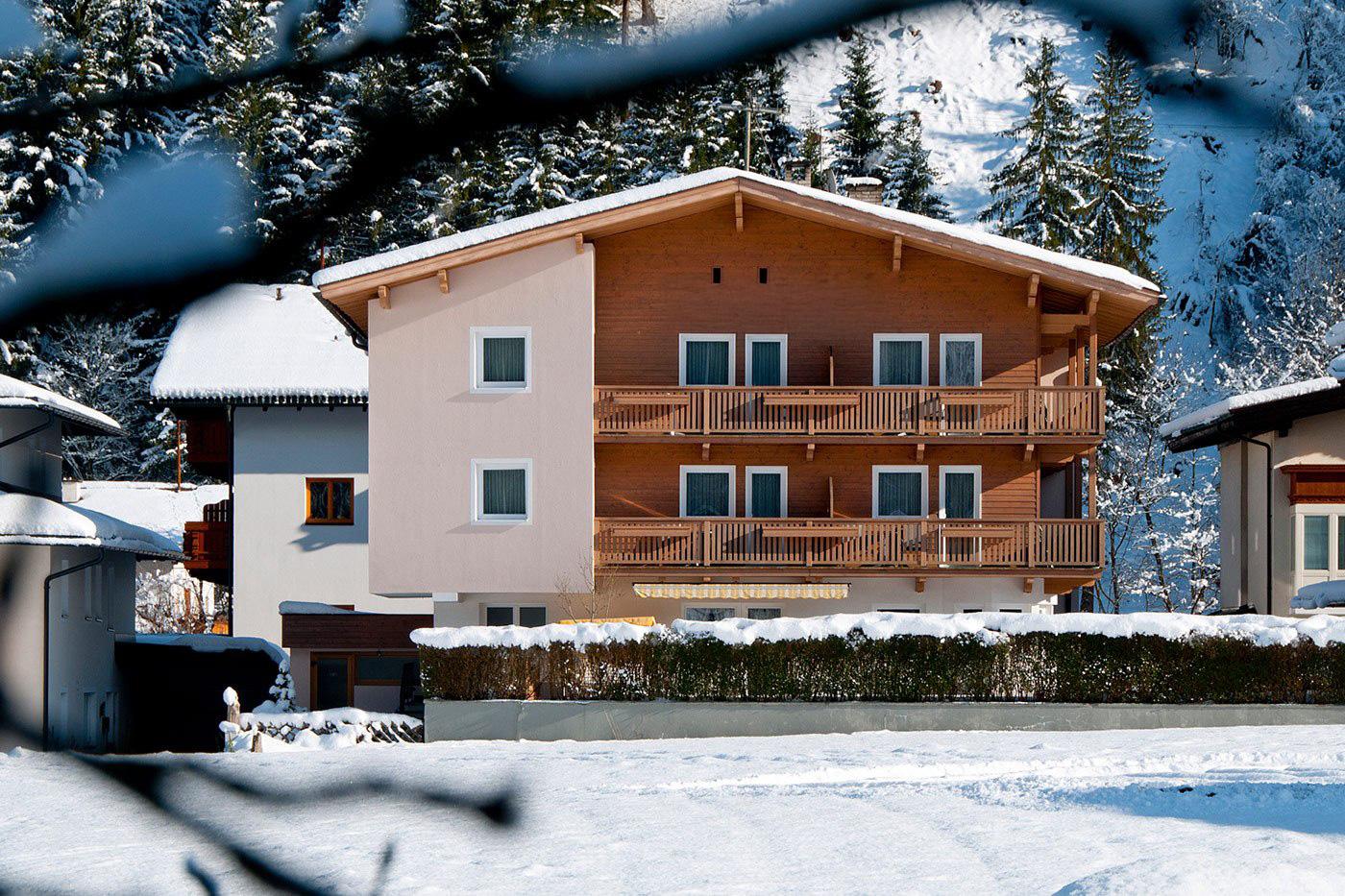 feratel-Apartments Leni - winter-01