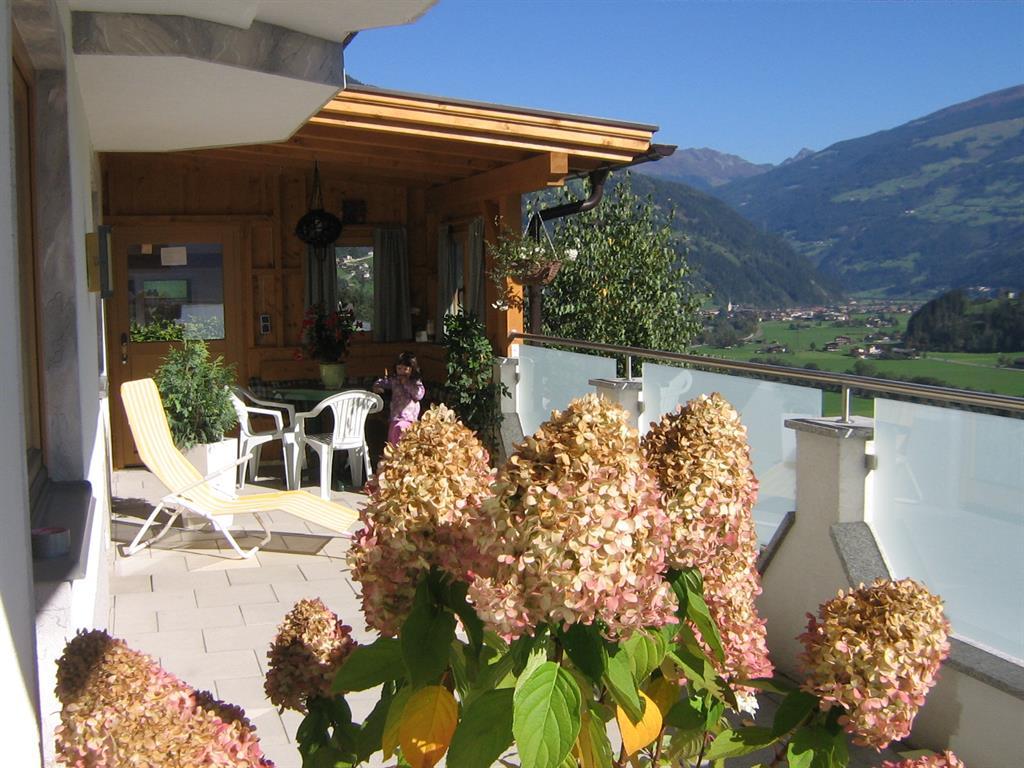 feratel-FewoJulia Terrasse