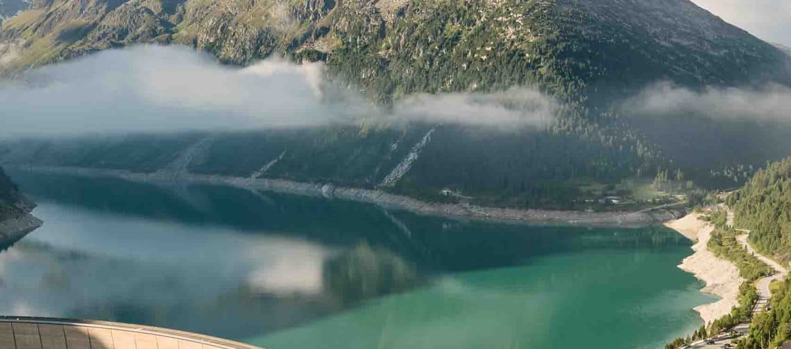 Blick auf die Schlegeis Staumauer