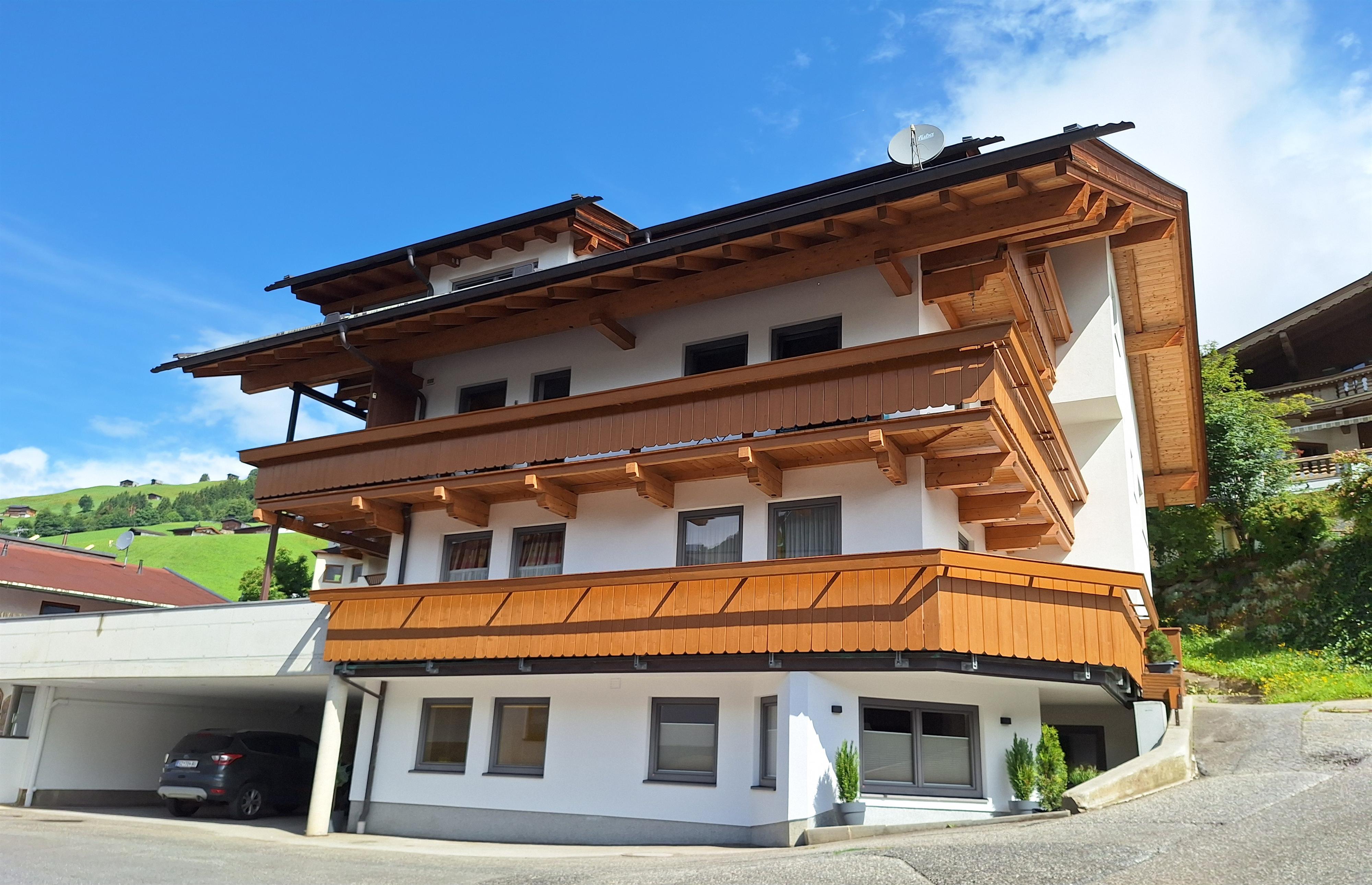 feratel-Lena, Apartment - Aussenansicht Sommer