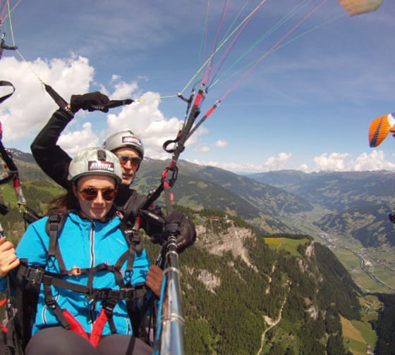 mys-Early Bird - Superhöhenflug in Mayrhofen vom Penken-import_3b9be540-a9d0-43fa-bda9-aea2d5709c6c.jpg