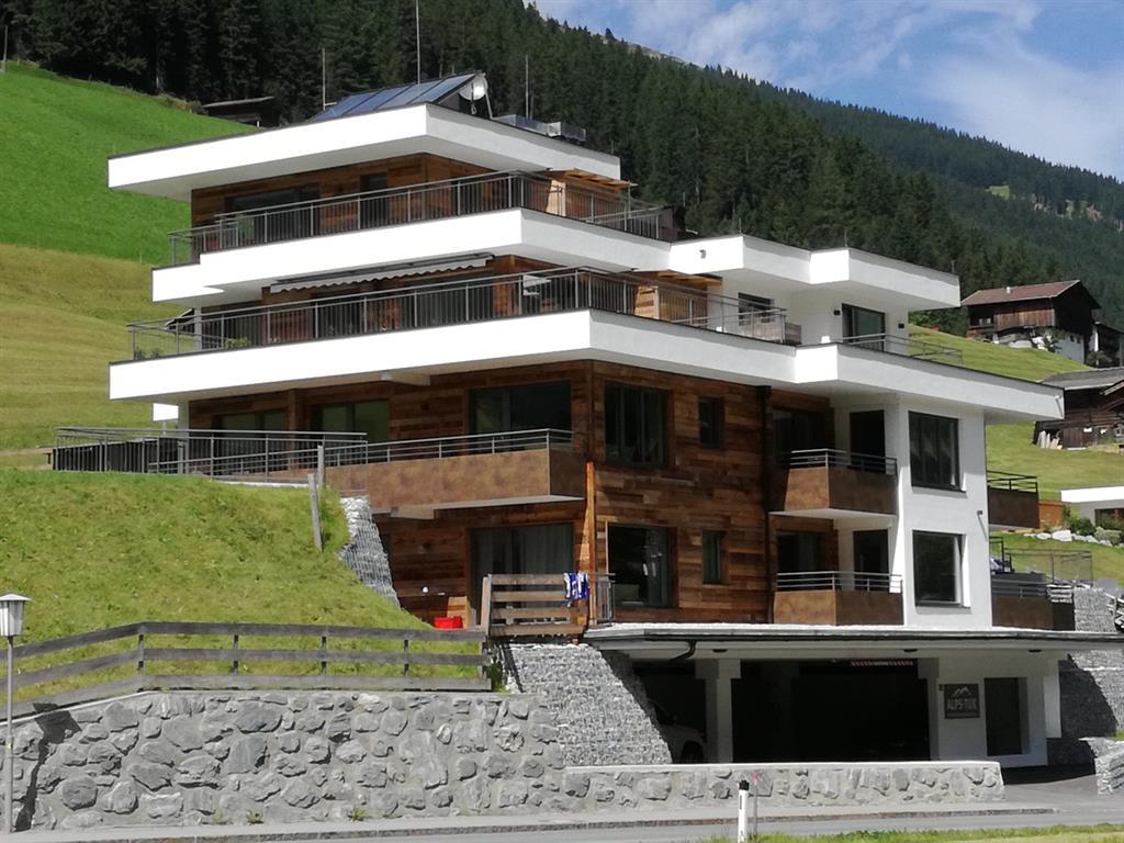 feratel-Alps - Tux - Hausansicht Sommer