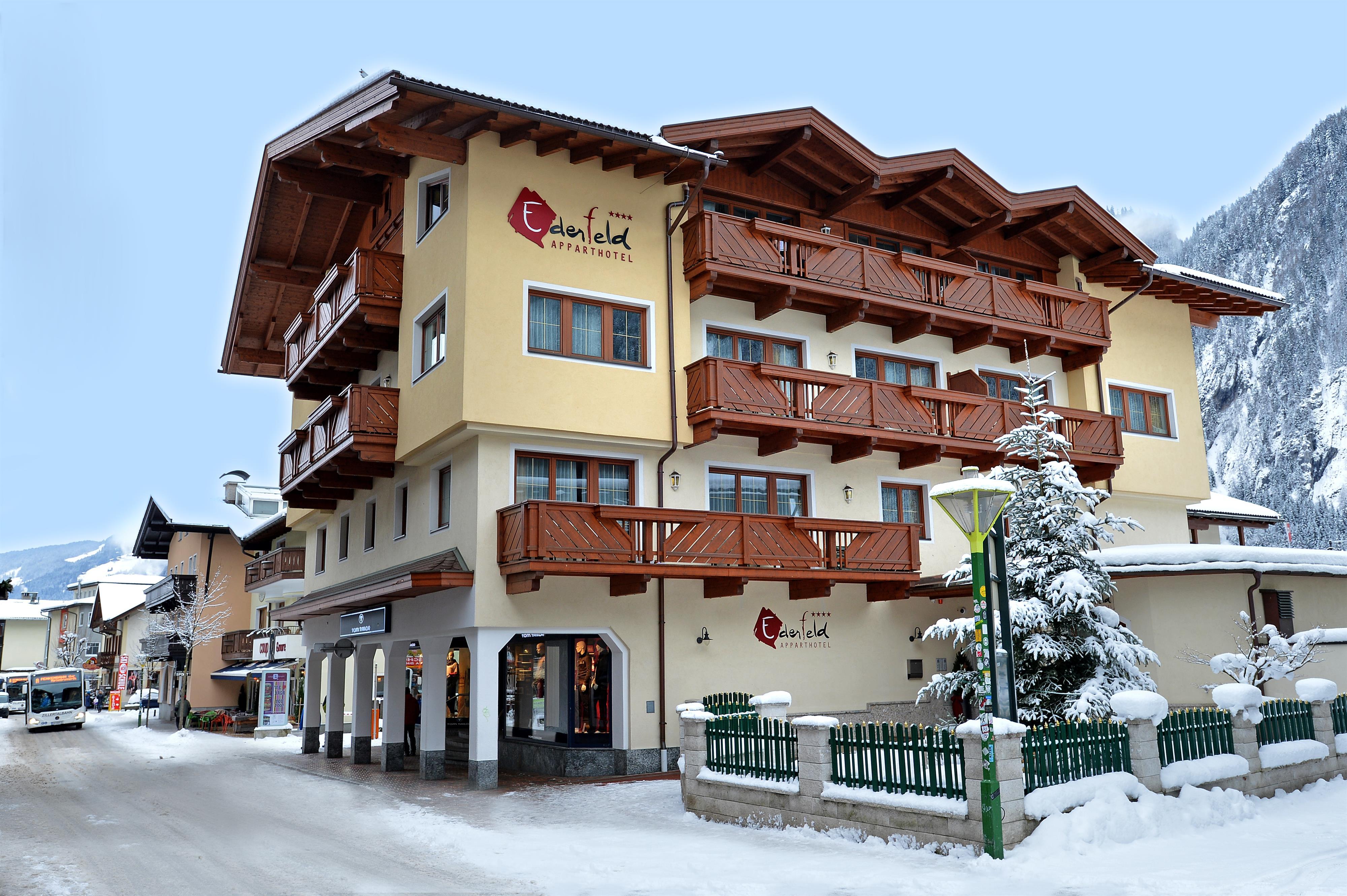 feratel-Aparthotel Ederfeld - Aparthotel-Ederfeld-Mayrhofen-Hauptstrasse-457-Ros