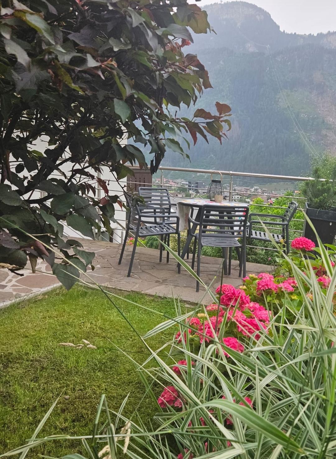 feratel-Das Zauberhaft - Foto Terrasse Auersperg