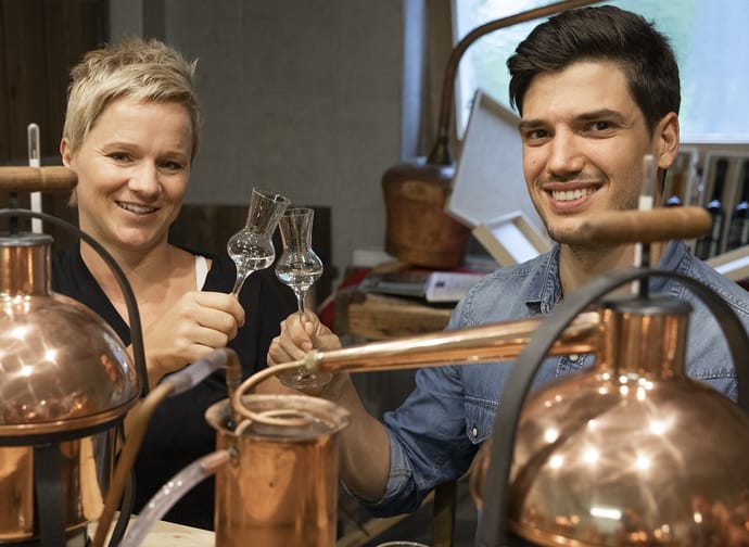 mys-Distil your own schnapps at the Hof Neuhaus-Media Upload