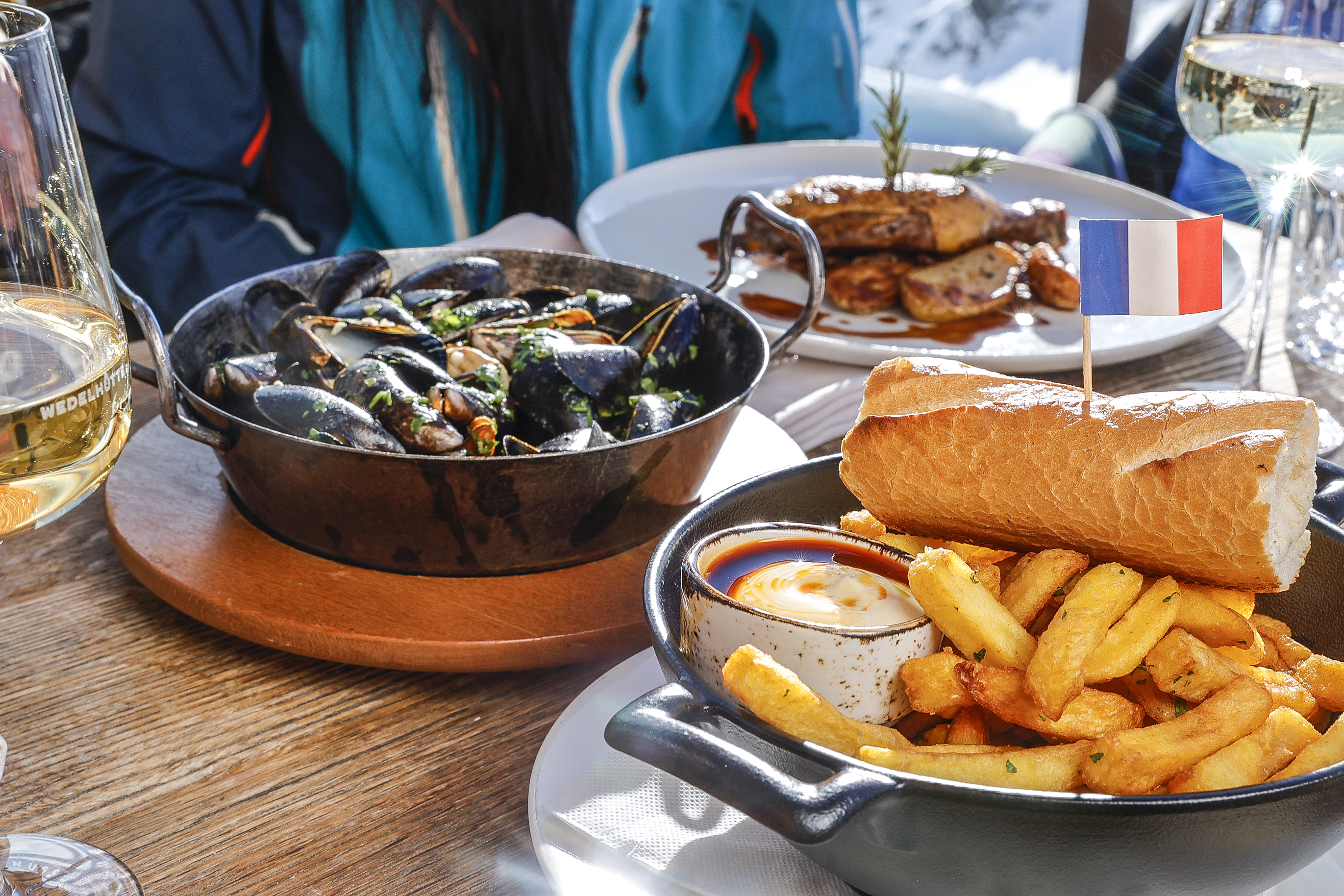 Gerichte werden aufgetischt