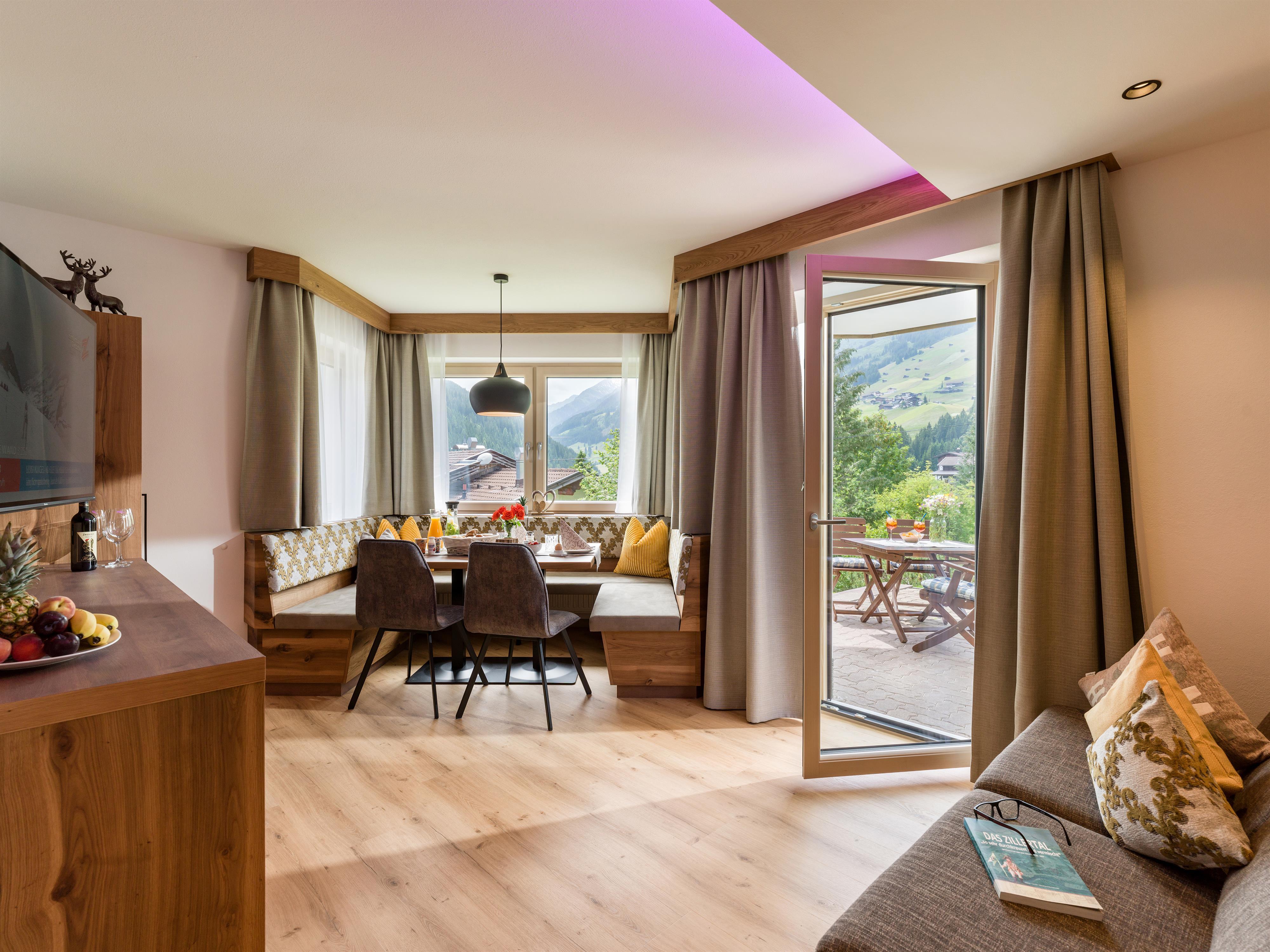 feratel-Schöne Aussicht, Apartments - Torspitz_Wohnzimmer_2