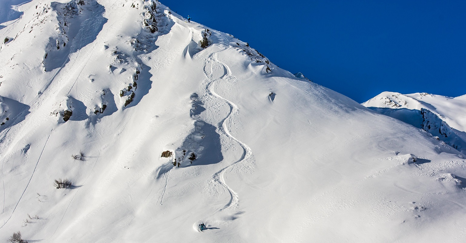Freeriding King Lines group course with Mountain Sports