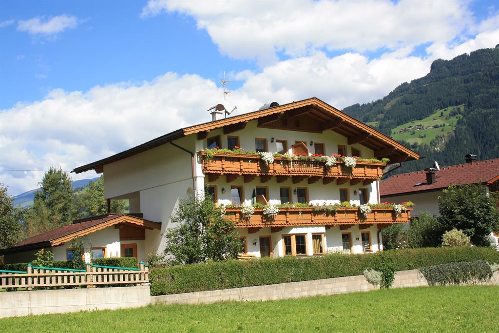 feratel-Ferienwohnung Kröll - Sommer Haus