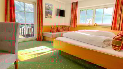 feratel-Landhaus Maria - Schlafzimmer Ahorn