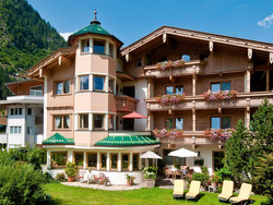 feratel-Hotel Garni Glockenstuhl - Hauptansicht Sommer