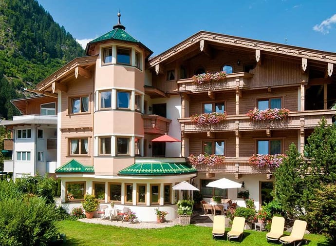 feratel-Hotel Garni Glockenstuhl - Hauptansicht Sommer
