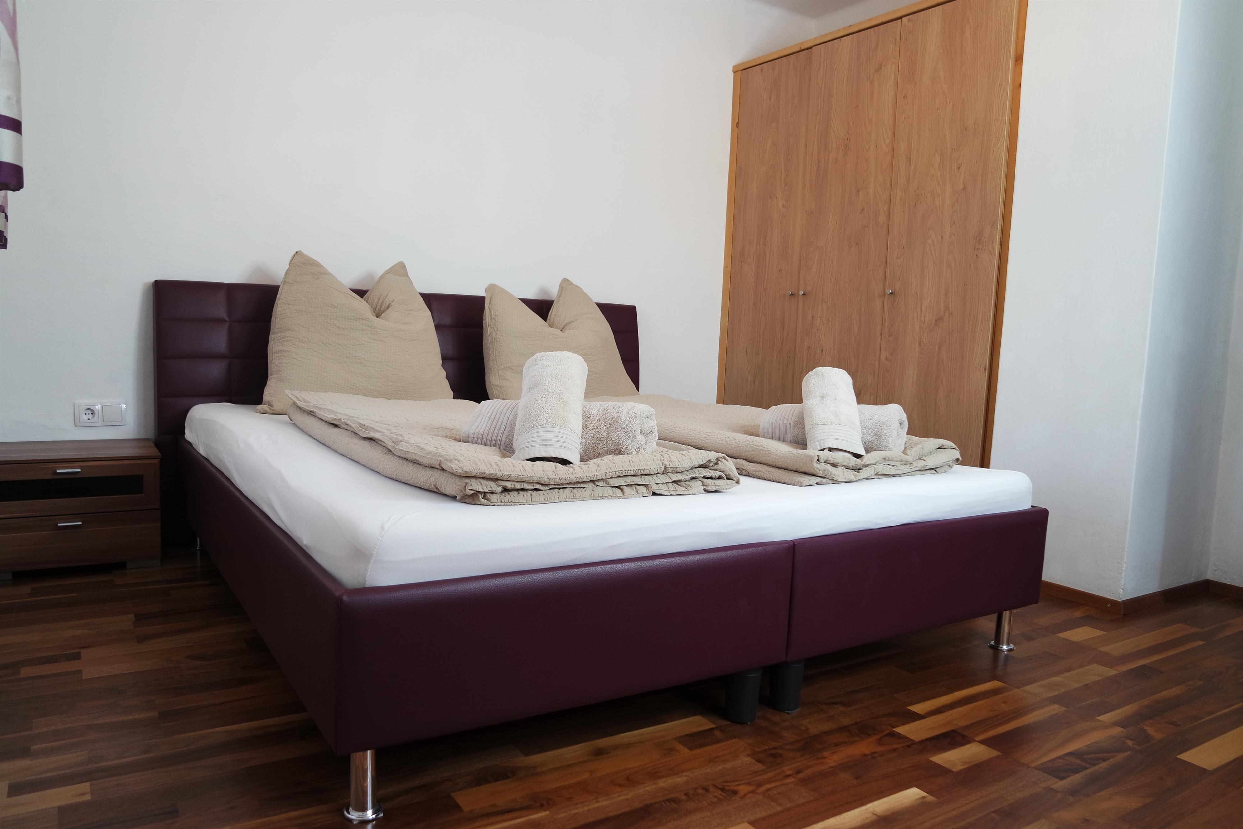 feratel-Apart Tischler - Schlafzimmer