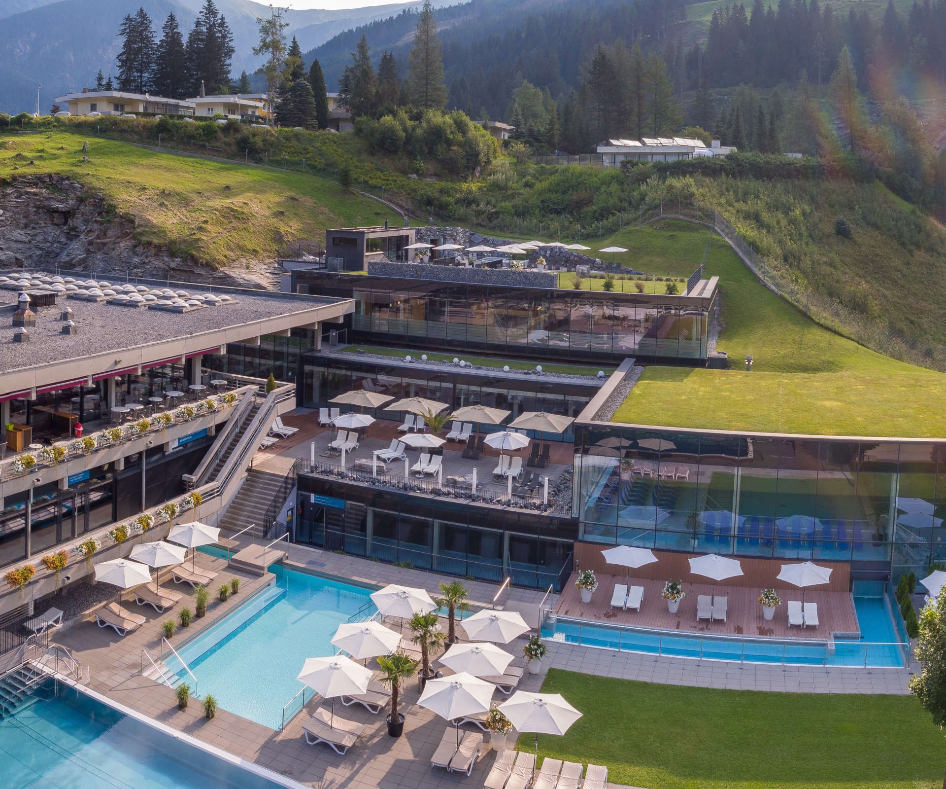 Exterior view of the thermal baths from above