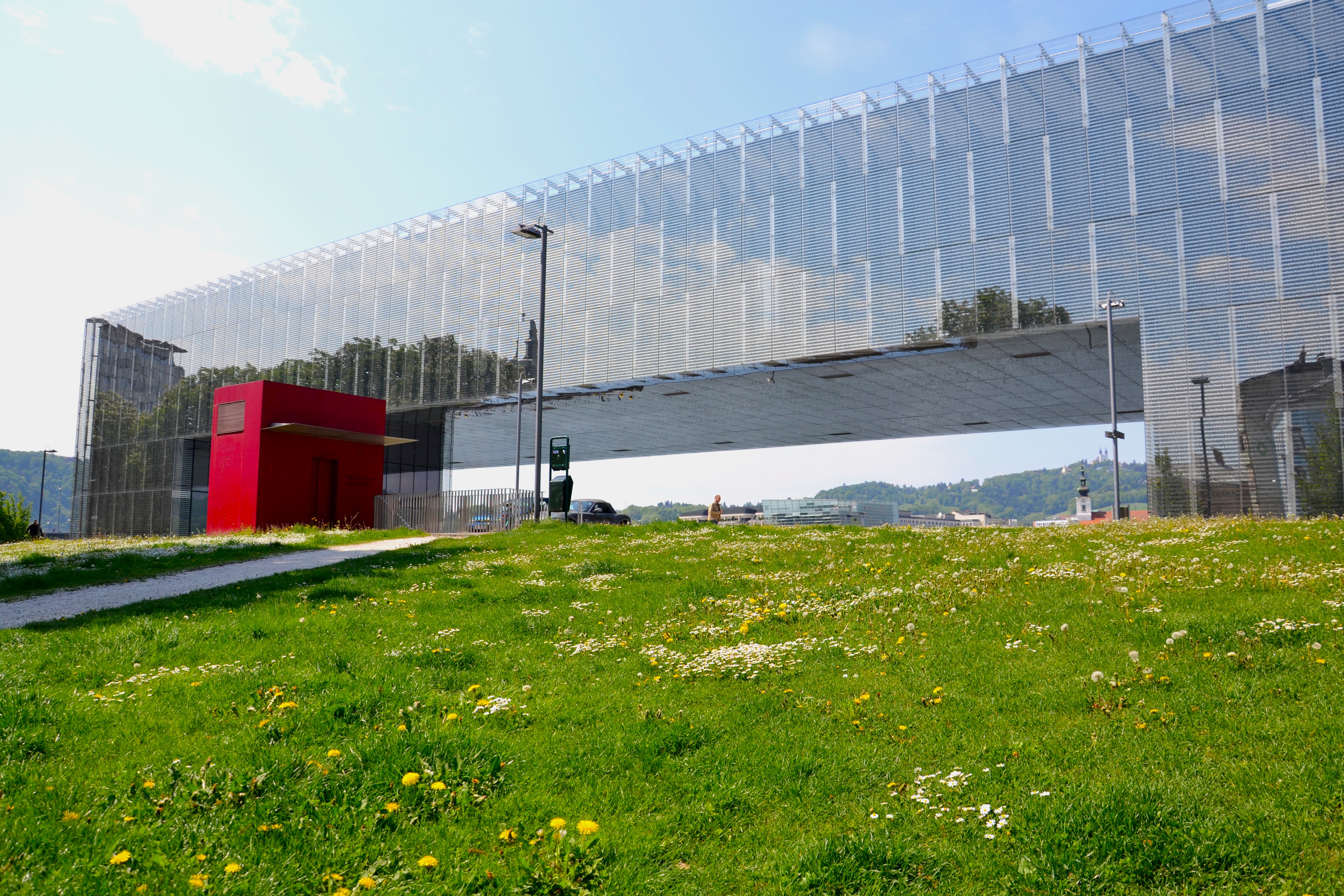 Außenansicht des Lentos Kunstmuseum 