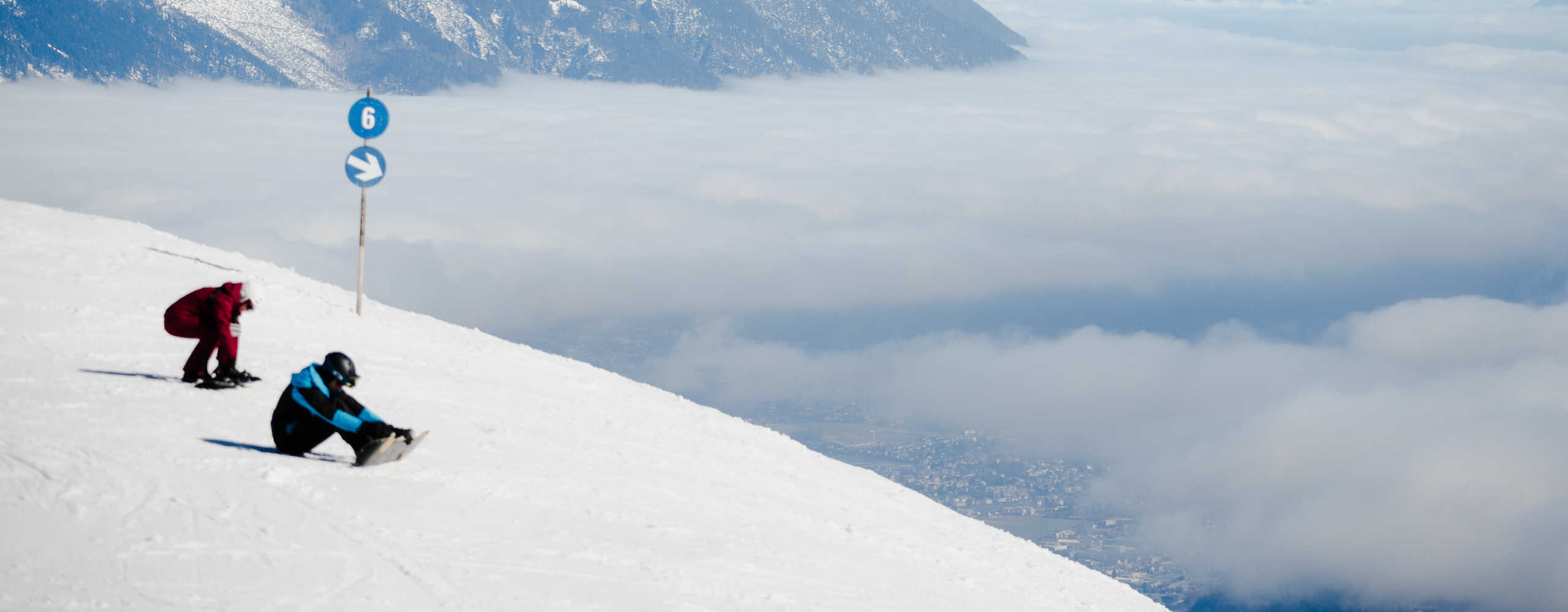 Snowboardfahrer Muttereralm Skigebiet