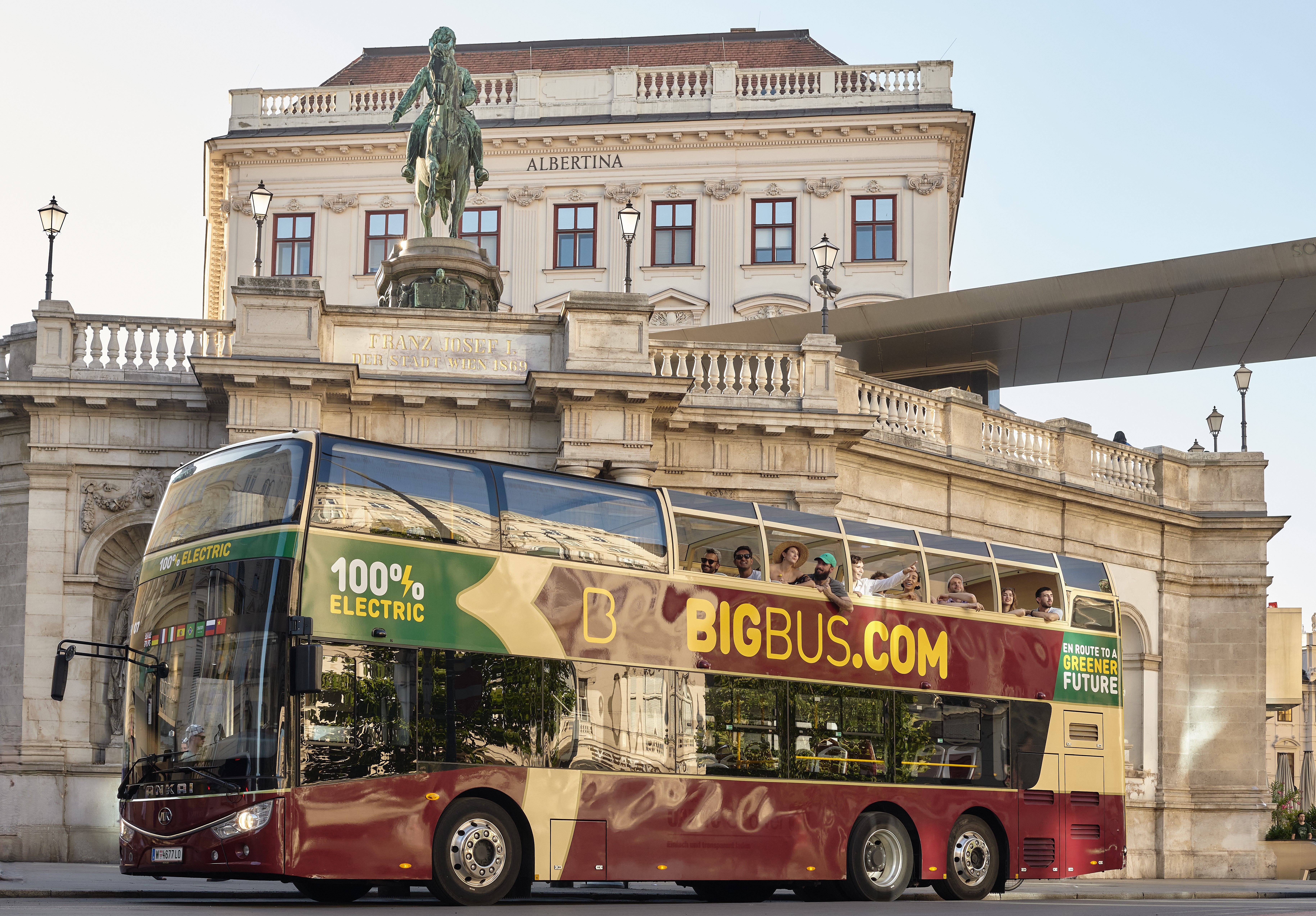 Big Bus vor Albertina
